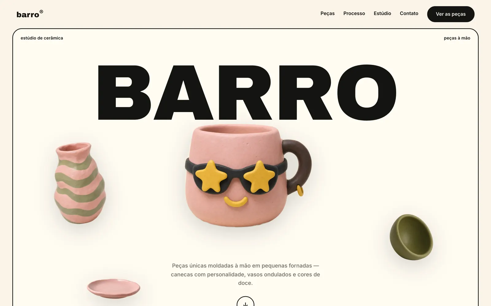 Site Barro, caneca de cerâmica com óculos de estrelas e tipografia brutal